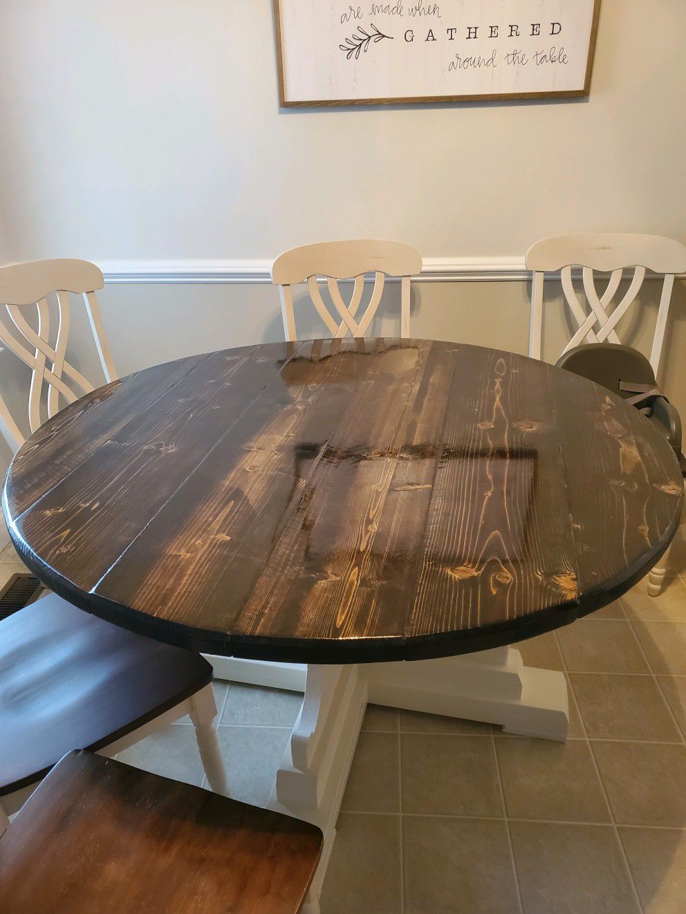 Kitchen table and 7 chairs