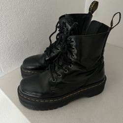 JADON BOOT SMOOTH LEATHER PLATFORMS Doc Martens