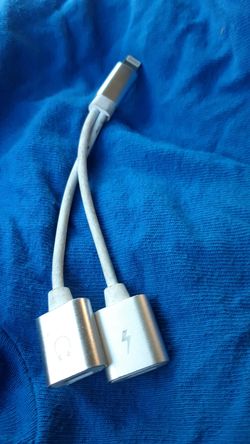 Audio adapter for iphones
