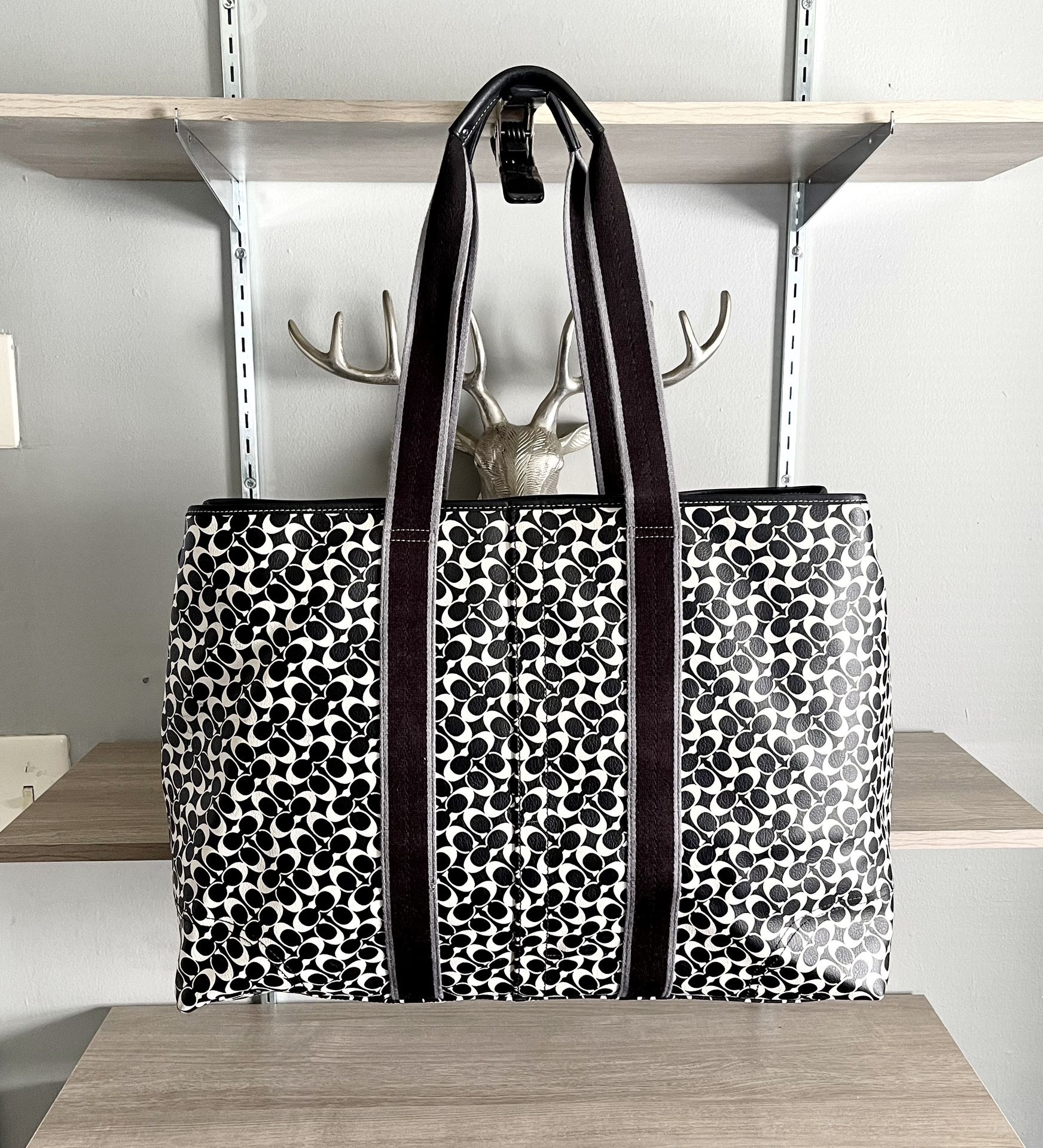 Coach Chelsea XLarge Tote Black & White Signature Print PVC