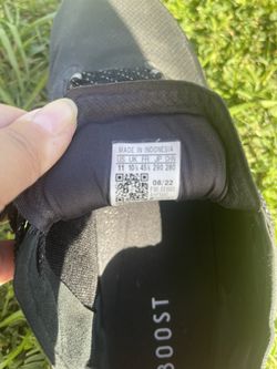 Size 11 Adidas Boost (Men)