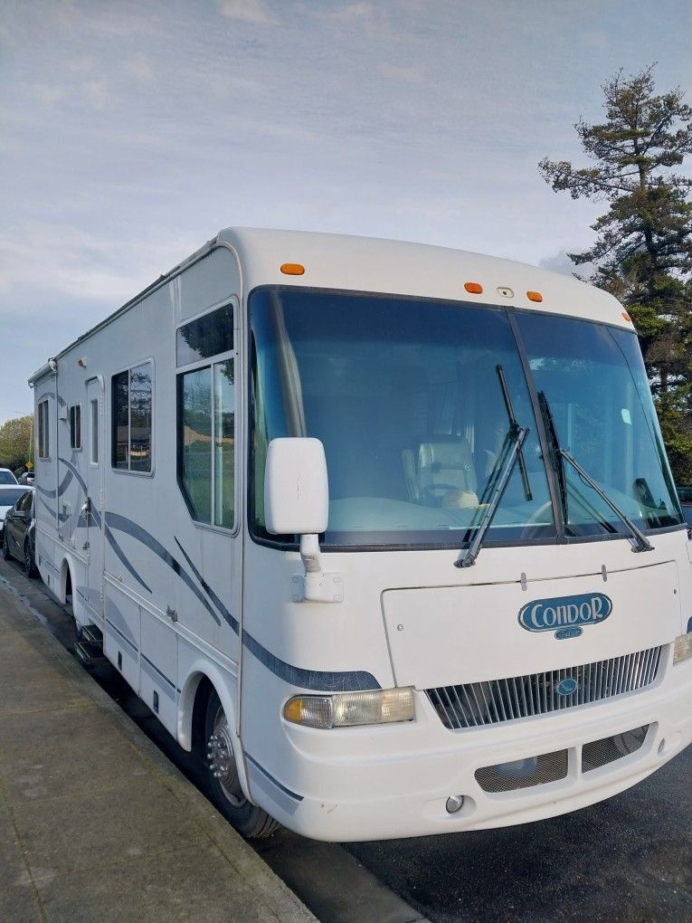 2002 RV GMC WORKHORSE