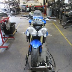 PARTED OUT - 2013 13-16 Triumph Street Triple R - Motorcycle parts - 573012