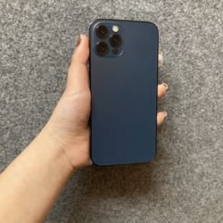 Factory Unlocked Iphone 12 pro 256 gb comes with store warranty 