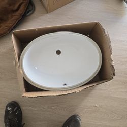 24 Inch Wide Oval Undermount Sinks