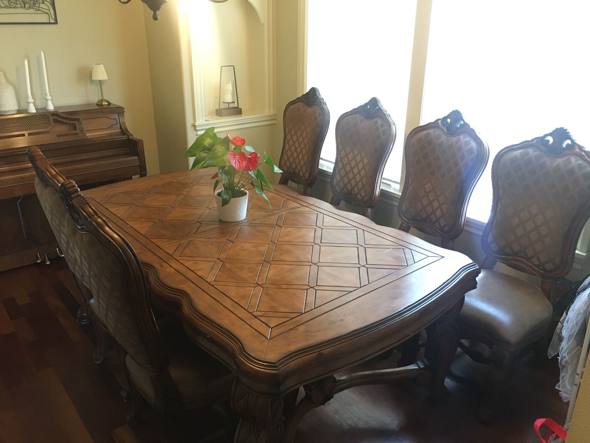 Dining Table With Chairs