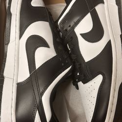 Nike Low Dunks Black N White Pandas