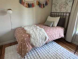 Gold Modern Metal Twin Bed Frame