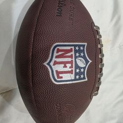 RAMS/CHARGERS OFFICAL FOOTBALL FROM SOFI