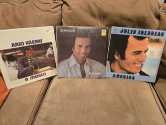 Julio Iglesias Vinyls