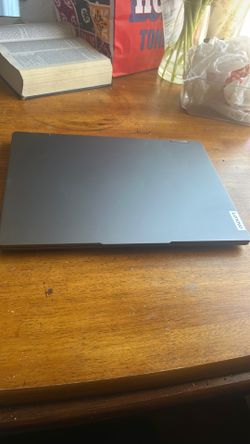 Lenovo IdeaPad 5 2-in-1 16" Touchscreen Laptop Ryzen 7 16GB 1TB SSD Win 11