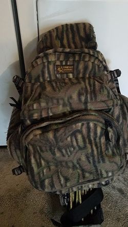 Rancho Safari Cat Quiver backpack for bow hunting, archery
