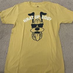 New/never Worn. Disneyland Goofy tshirt - adult size small