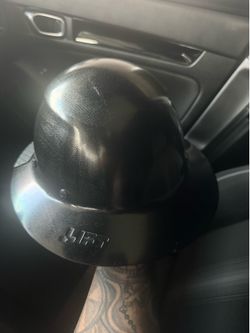 Casco de seguridad nuevo de fibra buena marca lift