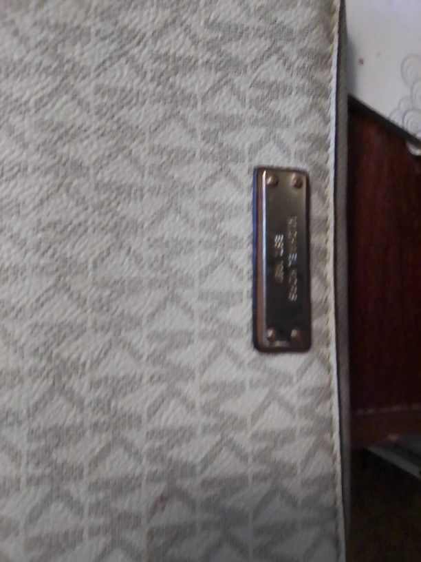 Mk Wallet