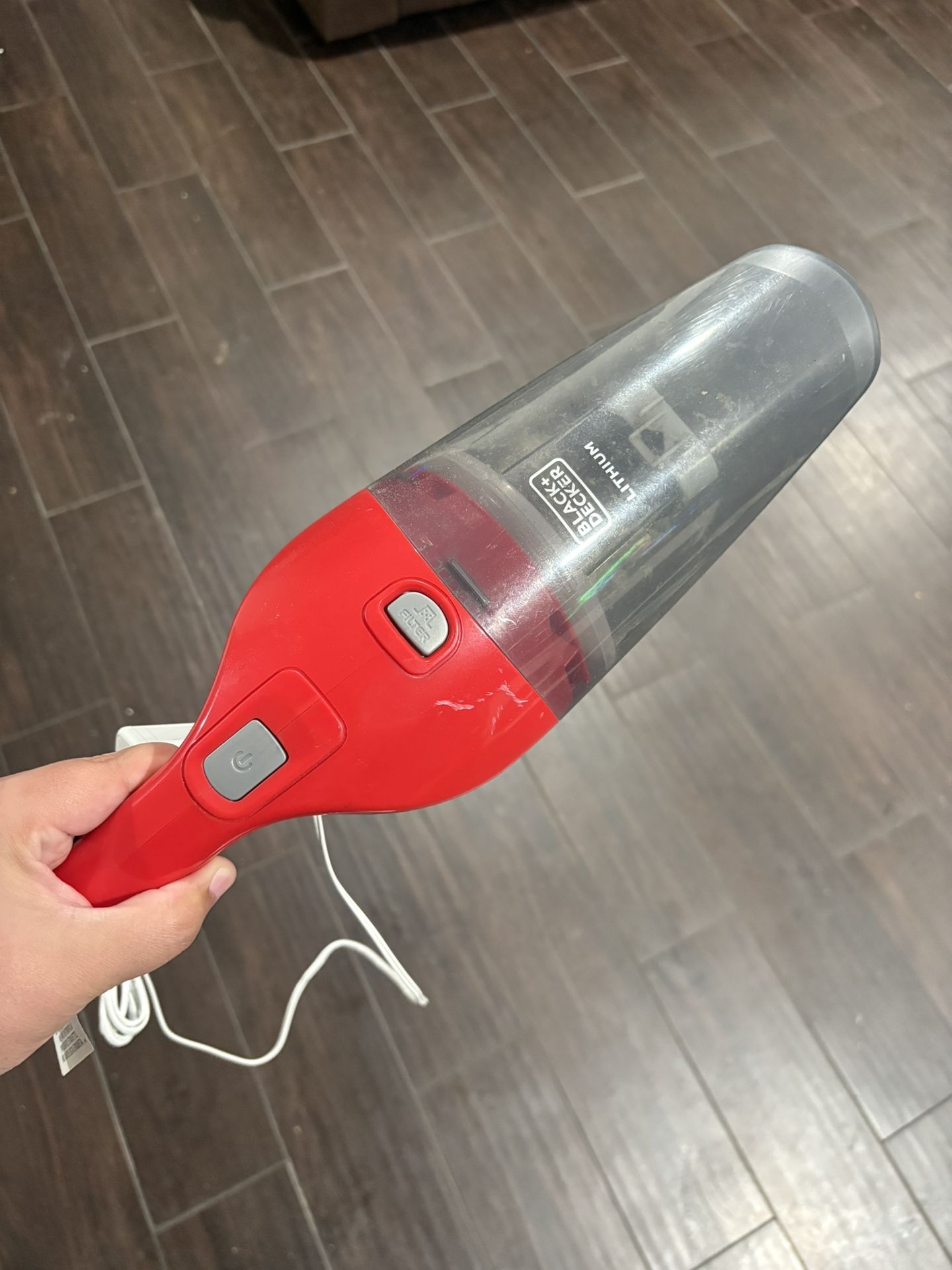 Black and Decked Hand vacuum cordless 