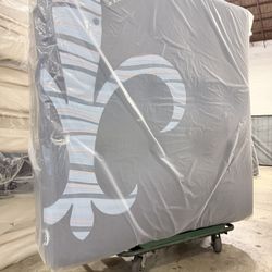 Outlet Sale 💥King Mattress Stearns And Foster Reserve Pillowtop 💥 Financing Available 