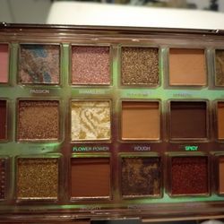 Eyeshadow Palette 