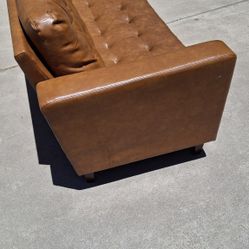Small Couch, Clean, Minimal Wear 76x32x30