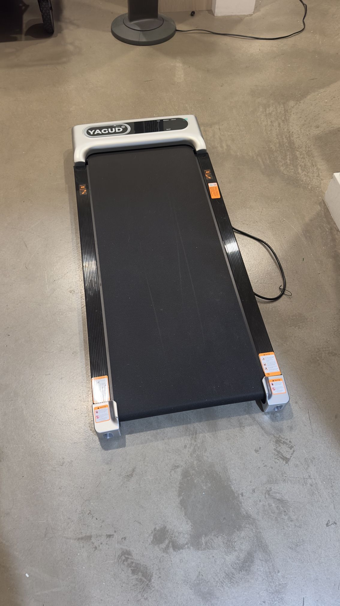 Walking treadmill