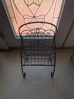 Black iron magazine rack
