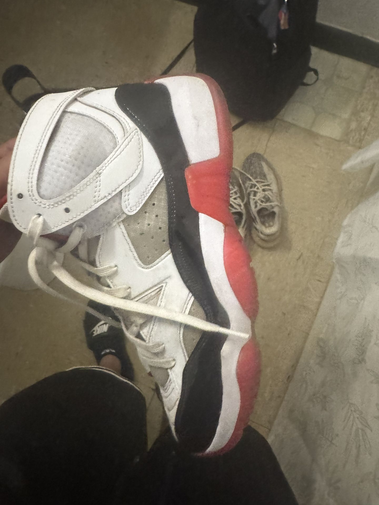 Nike Air Jordan Jumpman Two Trey Basketball Shoes White Black Red Size 10