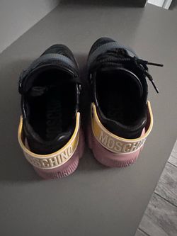Moschino sneakers size 7