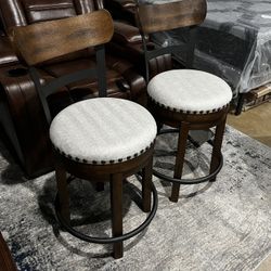 Bring Home New Bar Swivel Chairs For Only $95 Each ⭐️ Retails For $160 Each