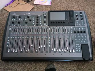 Behringer X32 digital mixer