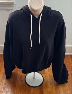 Gap black fleece pullover cropped hoodie with white drawstring, size XL