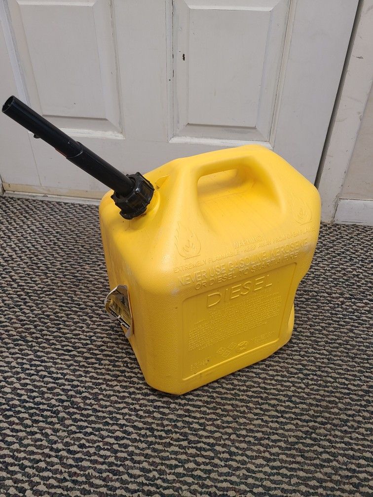 Gas/ Diesel container.