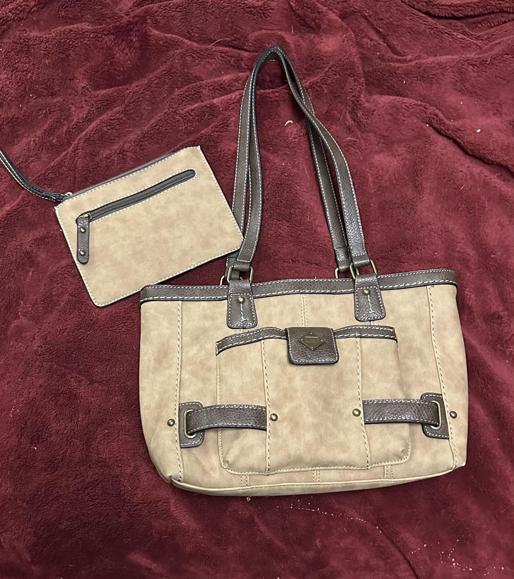 Nwot Purse Wristlet Set