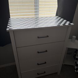 FREE 4 Drawer Dresser