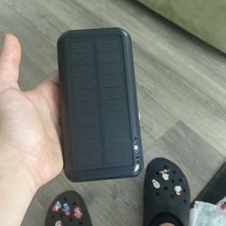 Solar Powered All In One Wireless Charger 