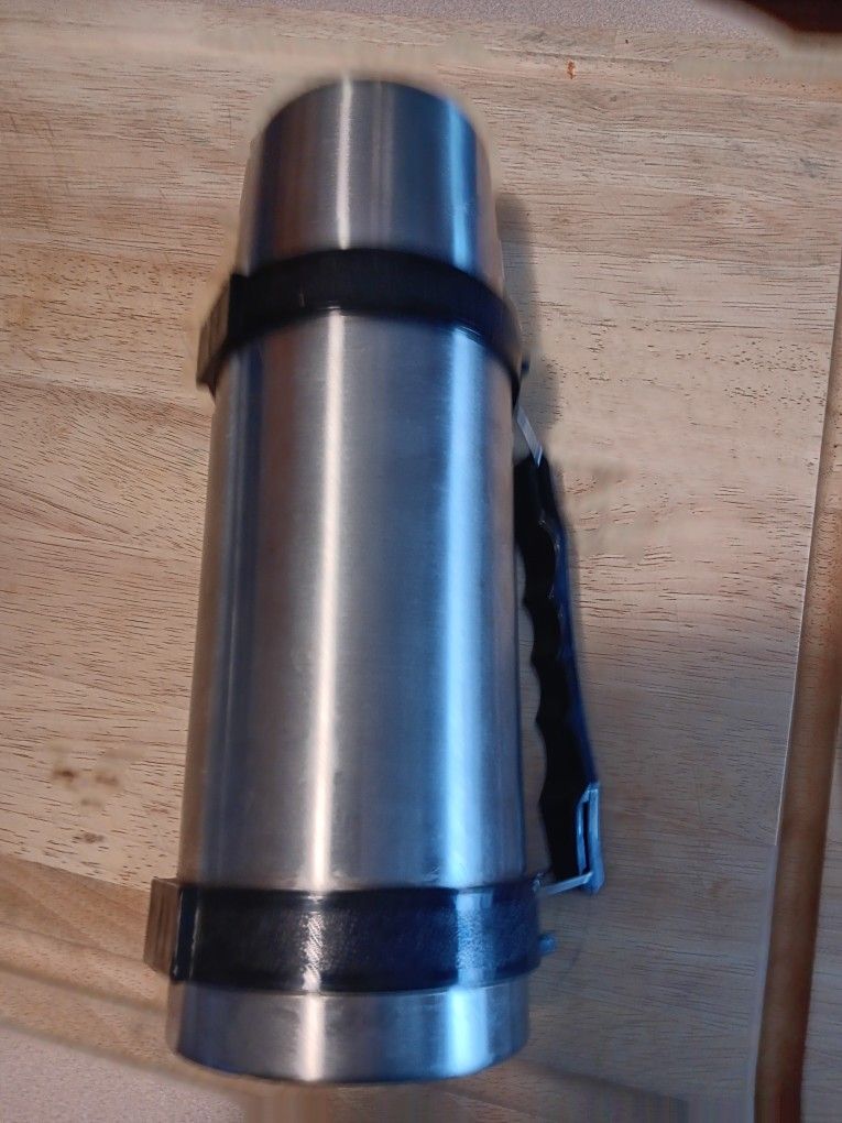 NICE THERMOS FOR SALE