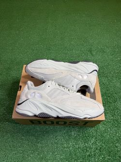 Yeezy 700 Salt