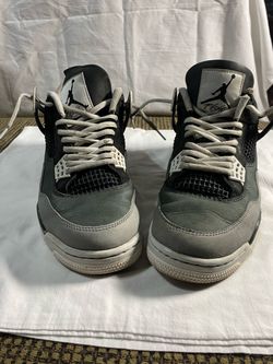 Air Jordan 4 Retro Sneakers Size 10M