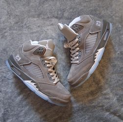 Jordan 5s Wolf Grey