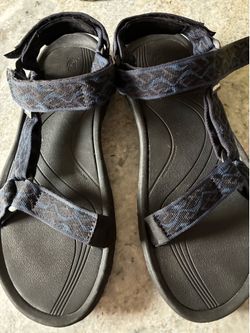 🖤 Teva Sandals, new Men's Teva Sandals size 10-11,