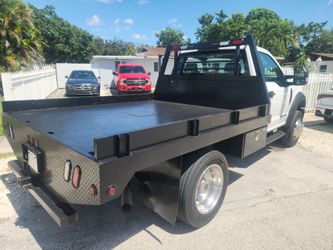 2023 DUALLY TRUCK FLAT BED