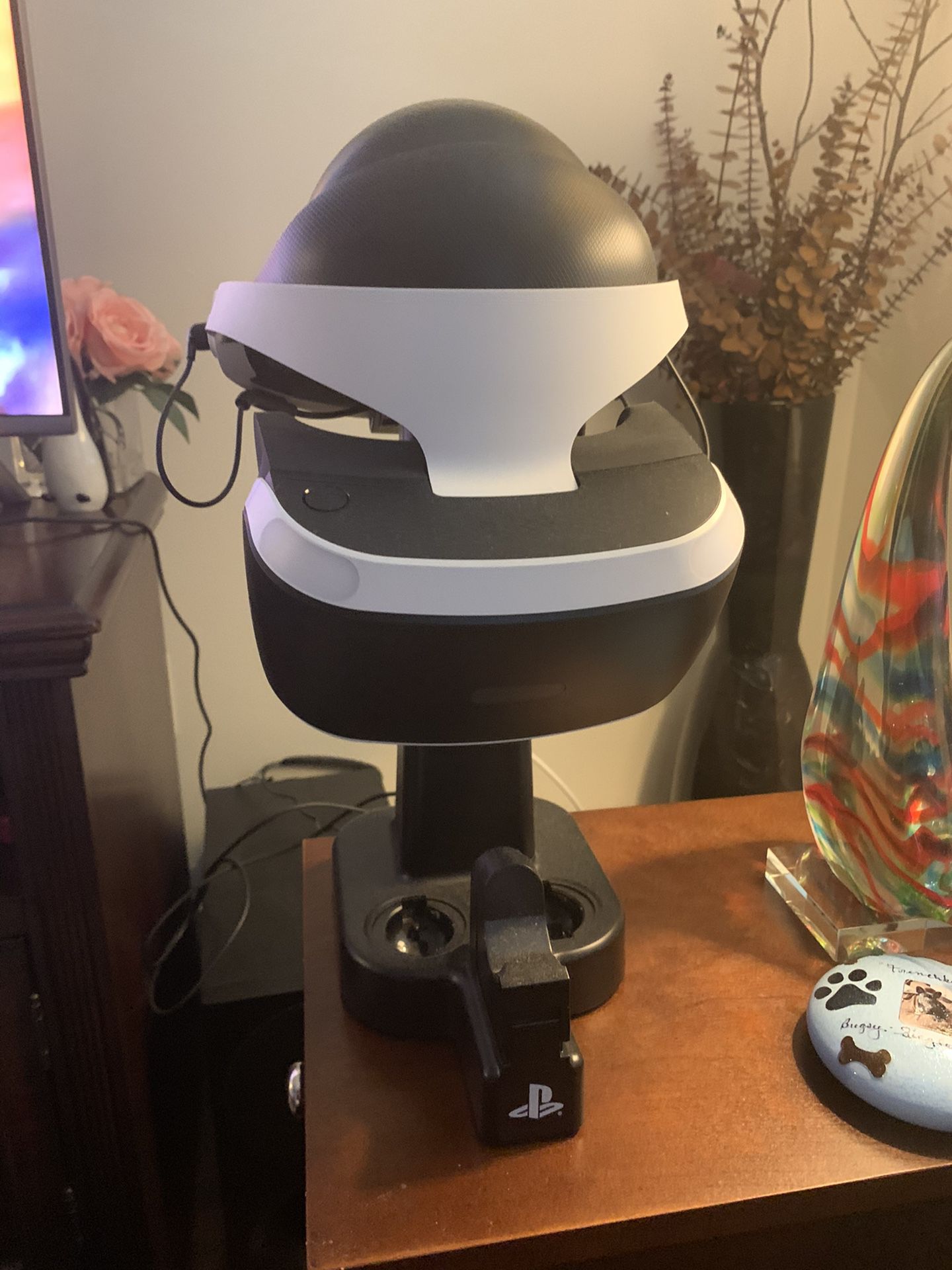 PS4 VR System charging station case games