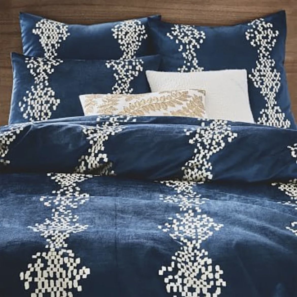 WEST ELM Lush Luster Velvet Trellis Teal Queen Duvet Cover Modern Blue Green