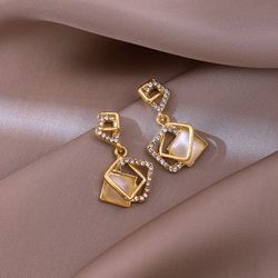 Triple Squares Earrings
