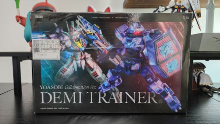 Gundam YOASOBI Ver. Demi Trainer Limited