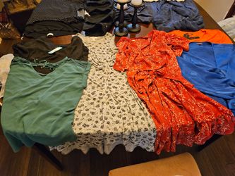 Woman's lot of clothes Size XL ( 12-14)