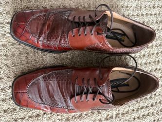Snake skin upper shoes