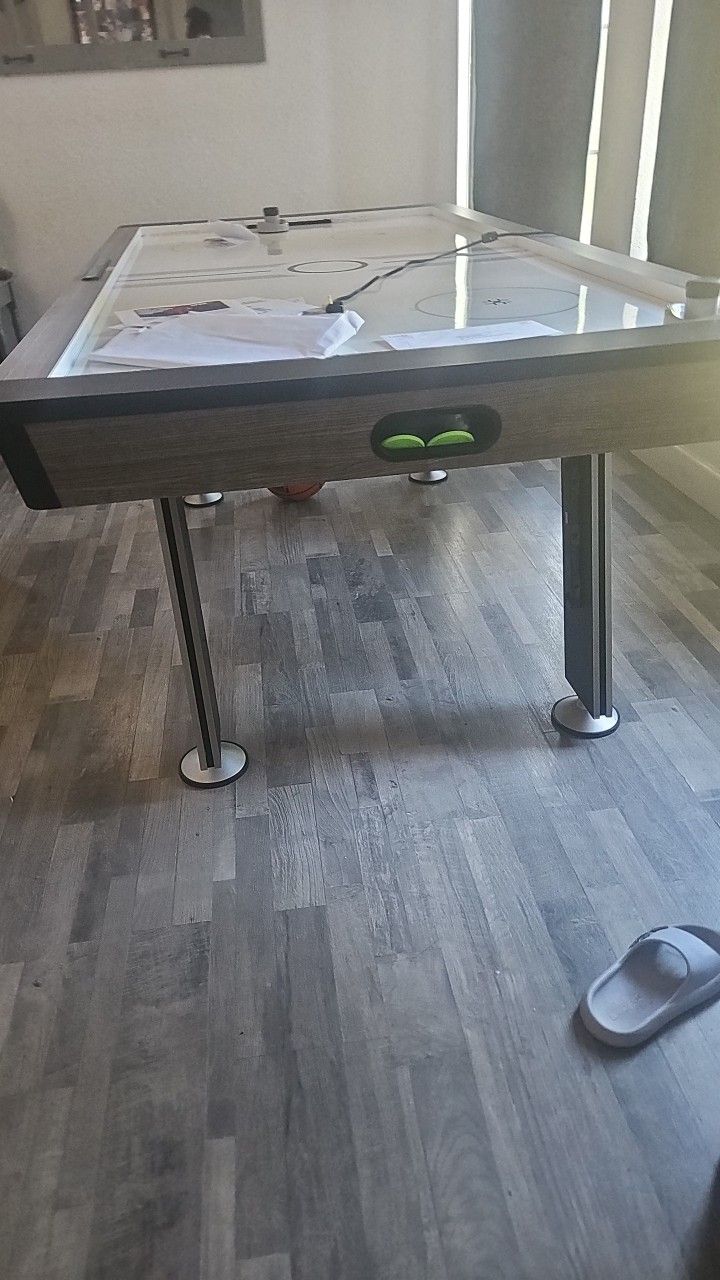 Air Hockey Table 