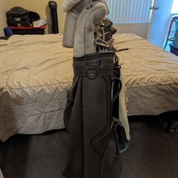 Full Set Of Golf Clubs And Bag