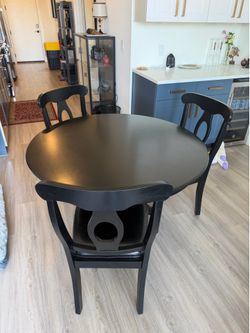 Kitchen table