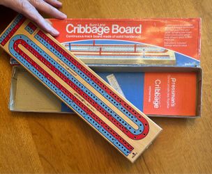 Vintage Wooden Cribbage Board
